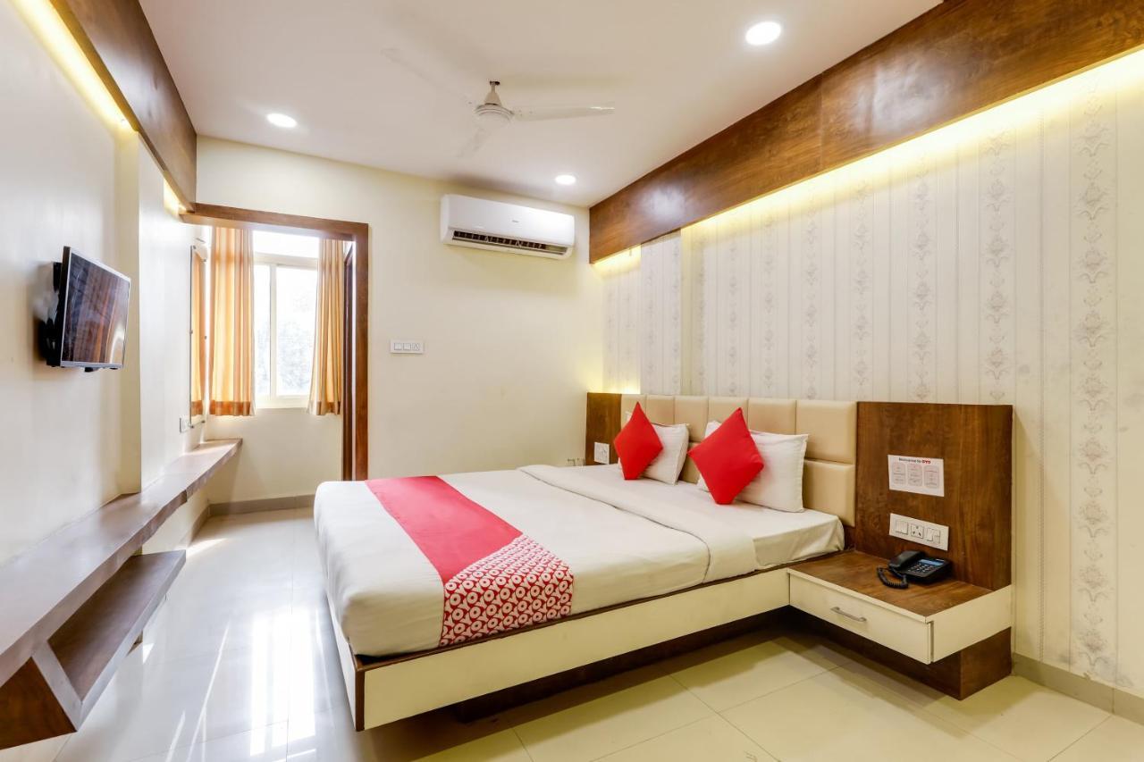 Oyo 16733 Hotel Sunshine Indore Exterior foto